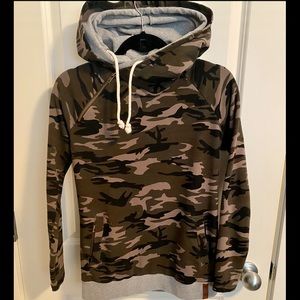 Ampersand Ave Doublehood Sweatshirt - Camo print
